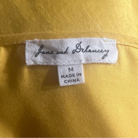 Jane and D Lancey bell sleeve blouse, Sz Med - Picture 4 of 4
